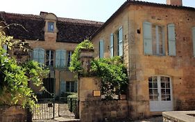 Le Prieuré du Château de Biron