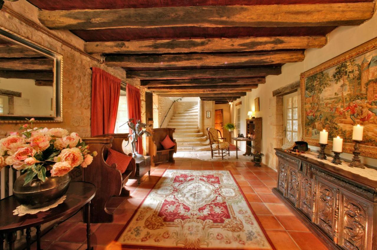 Le Prieuré du Château de Biron Biron  Exterior foto